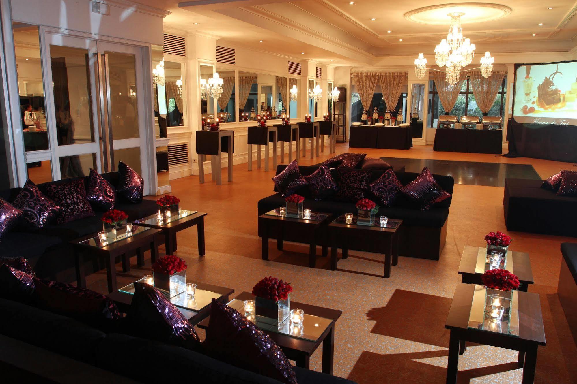 The Sulo Riviera Hotel Quezon City Bagian luar foto