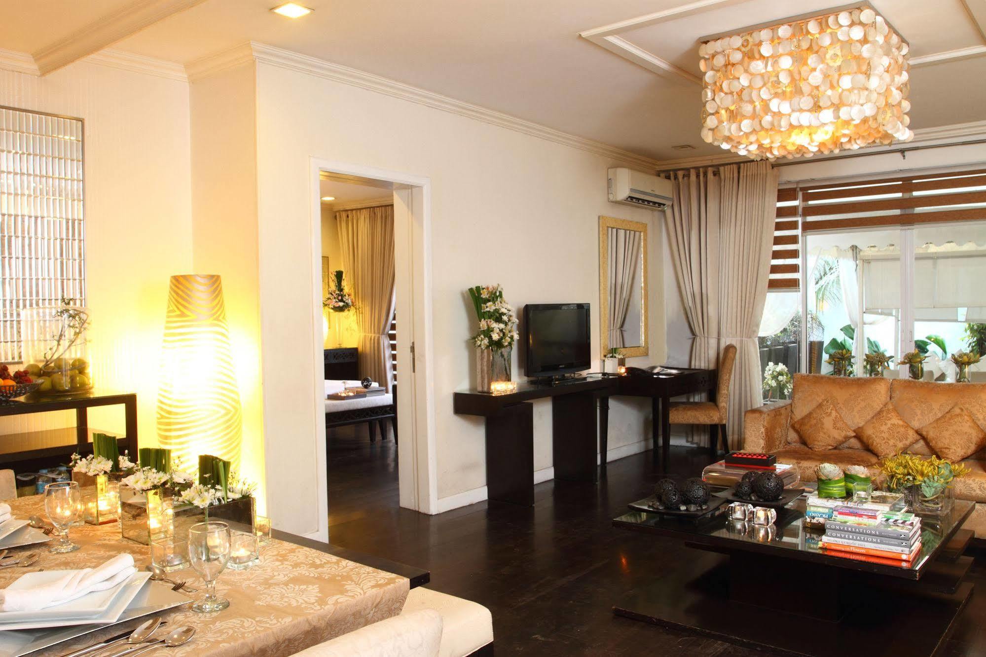 The Sulo Riviera Hotel Quezon City Bagian luar foto
