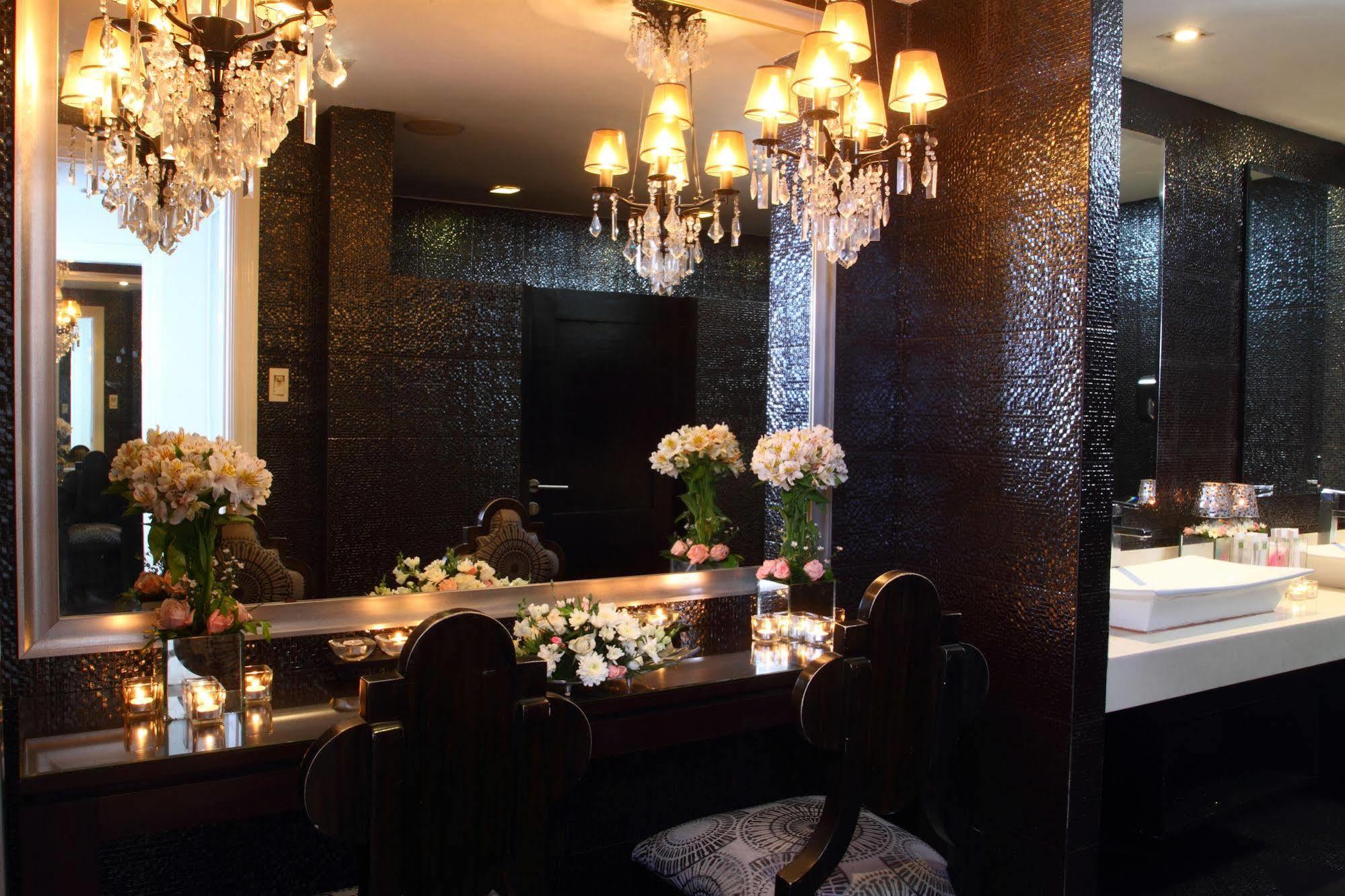The Sulo Riviera Hotel Quezon City Bagian luar foto