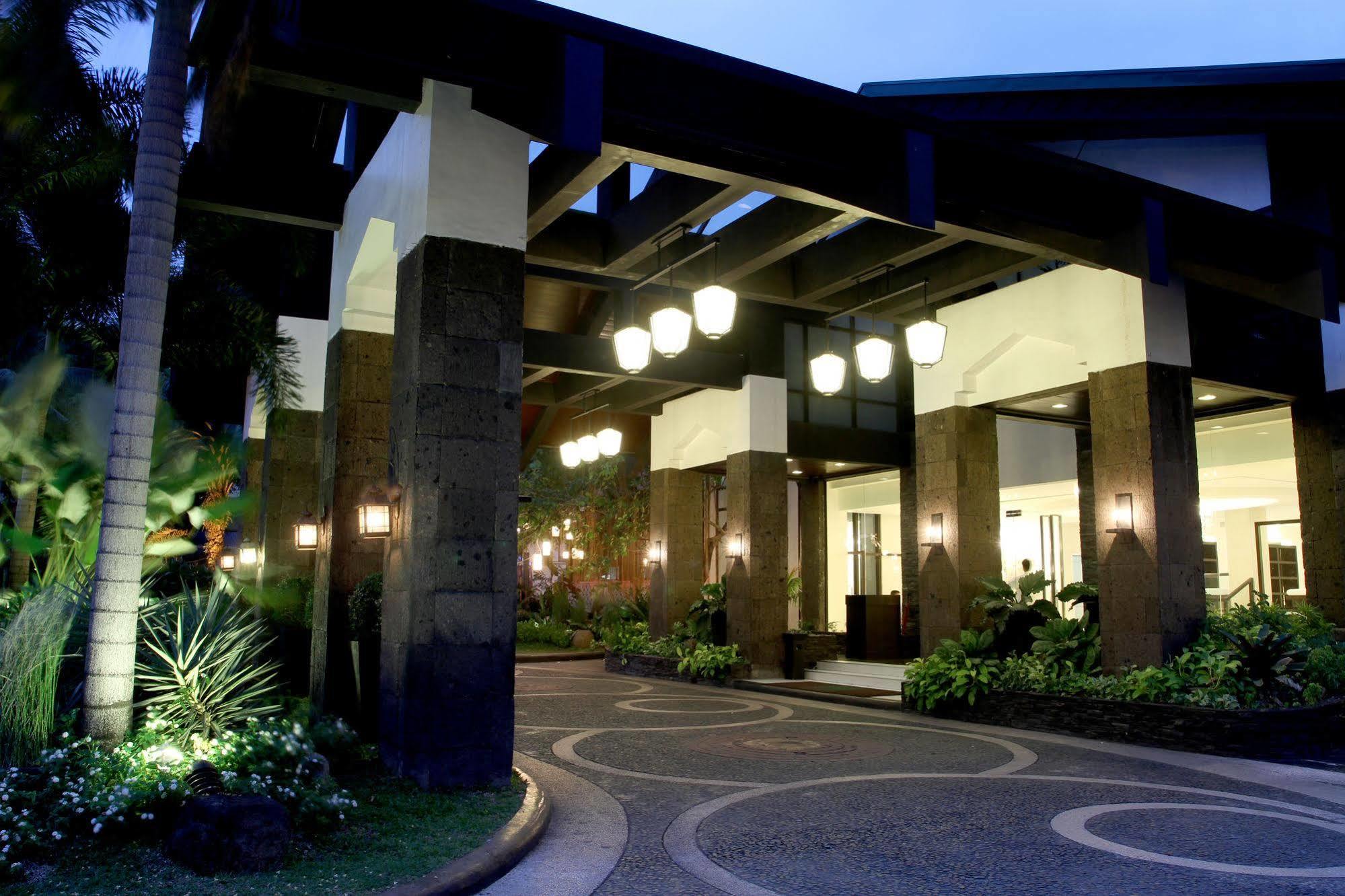 The Sulo Riviera Hotel Quezon City Bagian luar foto