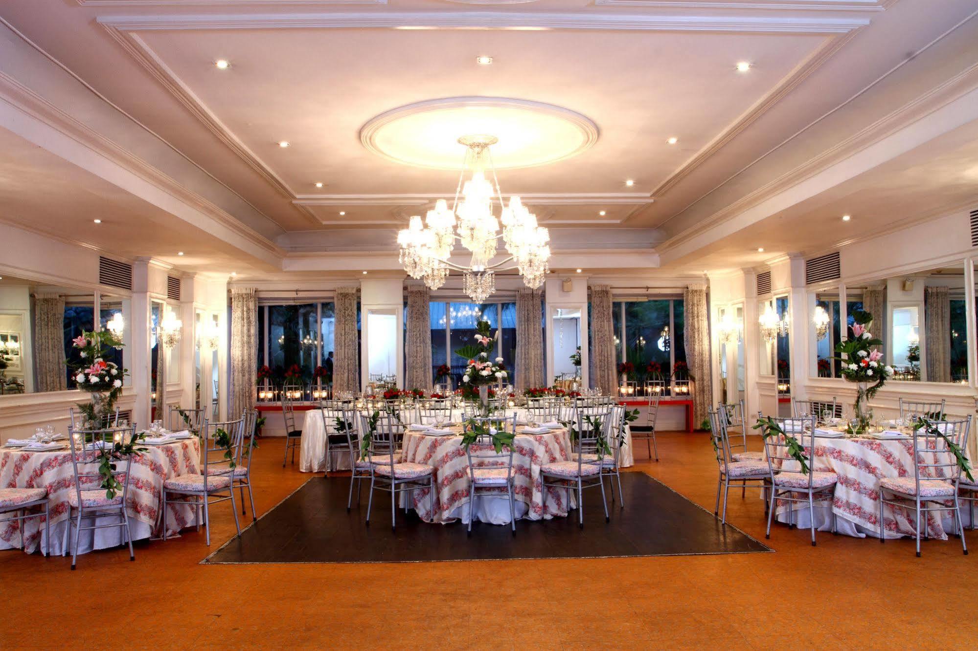 The Sulo Riviera Hotel Quezon City Bagian luar foto